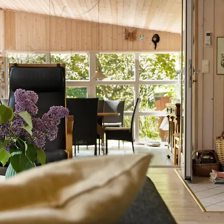 Casa vacanze Lovely In Recreation Area Åkirkeby